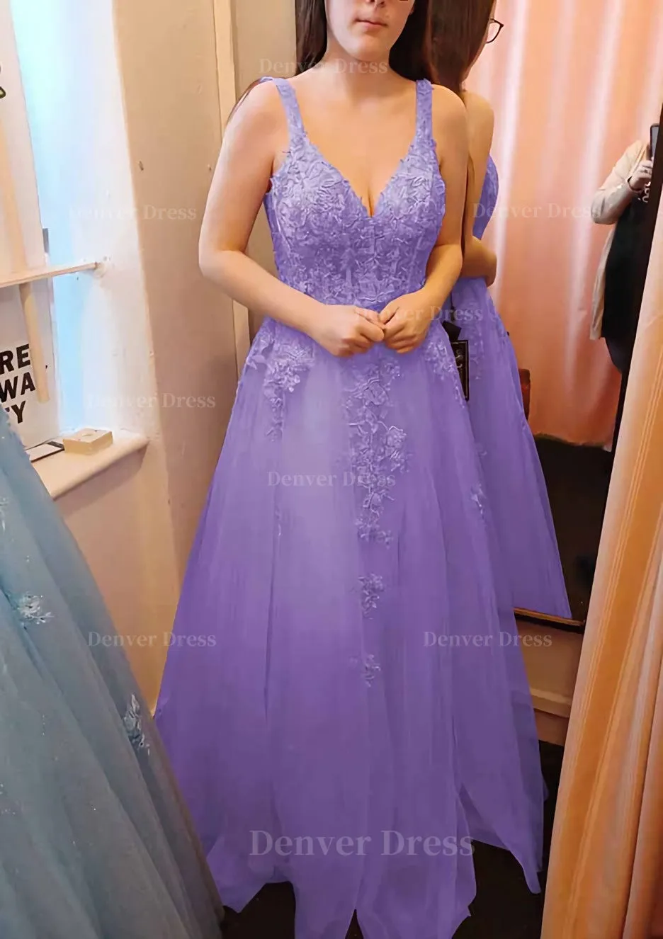 A-line V Neck Sleeveless Long/Floor-Length Tulle Prom Dress With Appliqued Lace