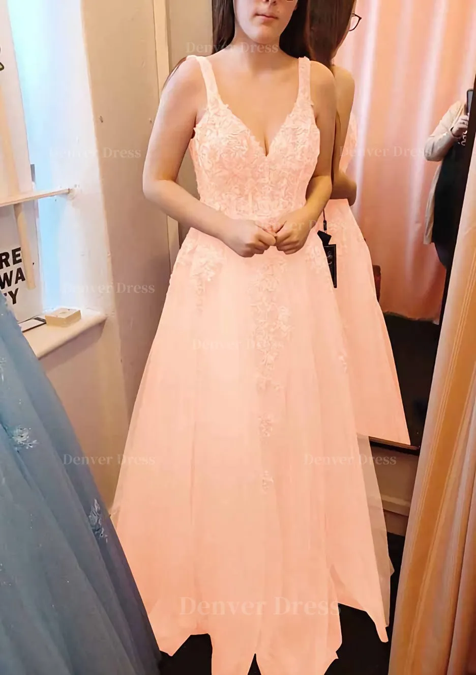 A-line V Neck Sleeveless Long/Floor-Length Tulle Prom Dress With Appliqued Lace