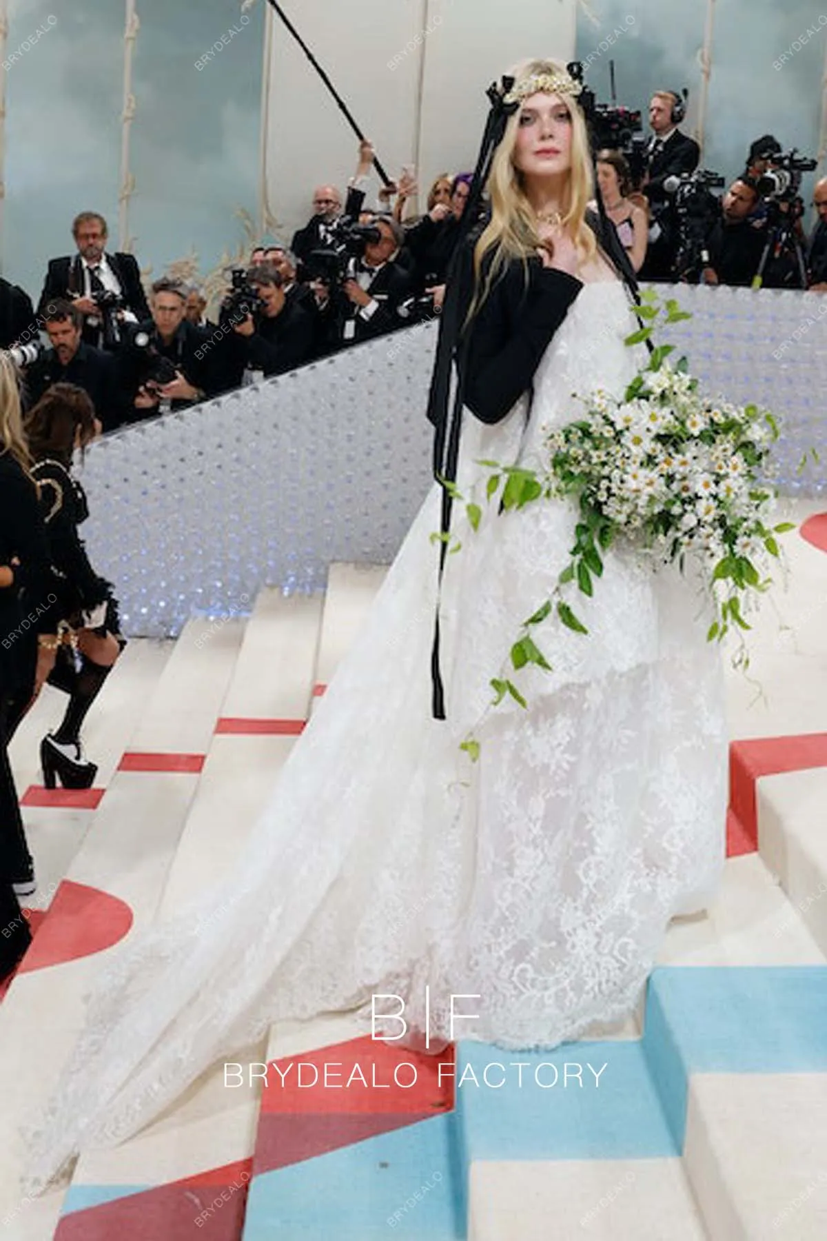 Elle Fanning Met Gala 2023 Strapless Lace Tiered Ball Gown