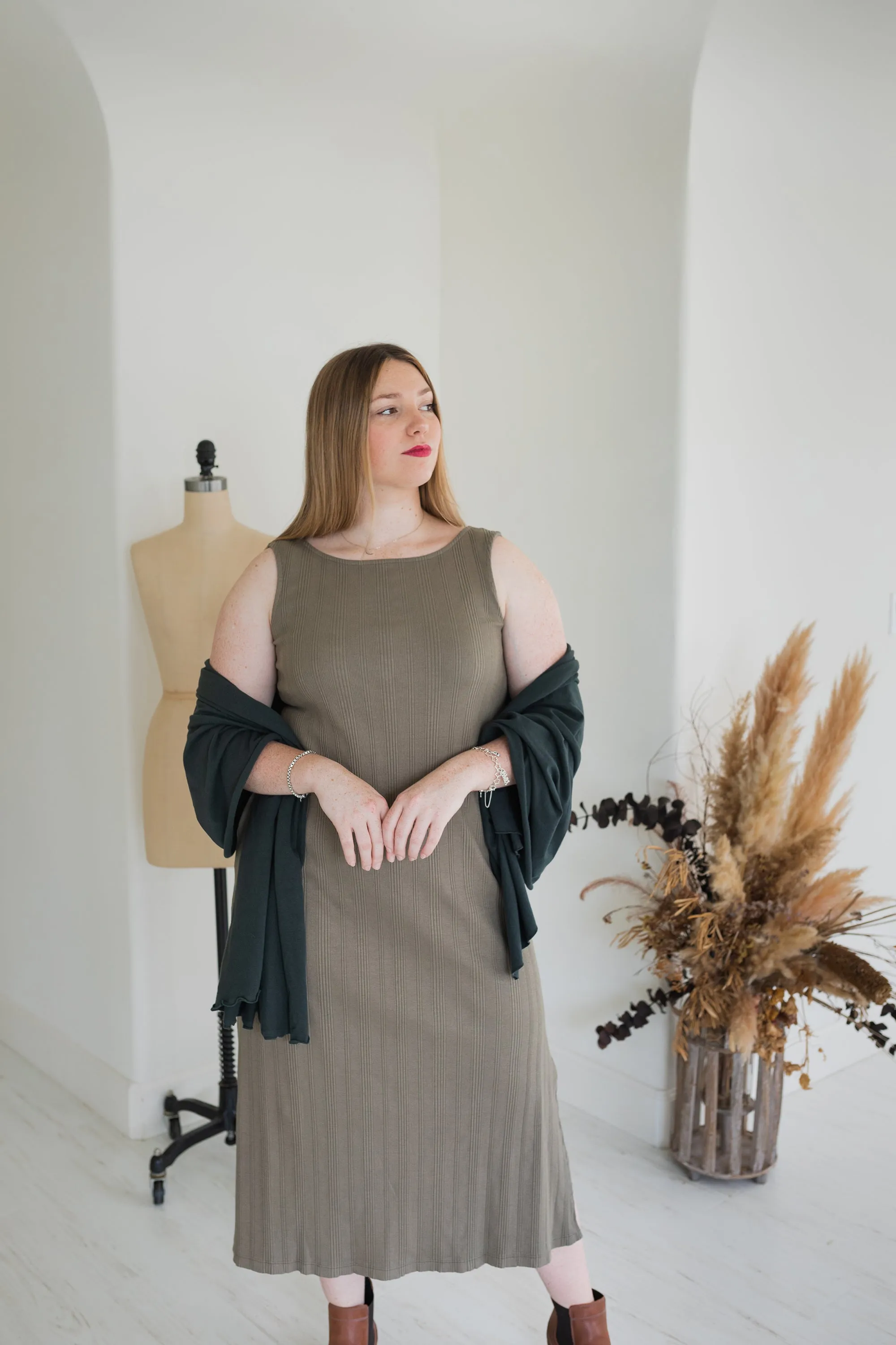 Fortuna Wide Rib Dress - Dark Umber