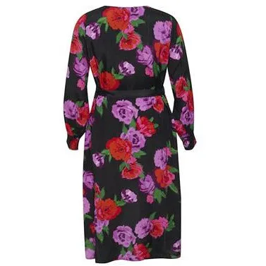 Kaffe Rosalia Wrap Dress in Floral Print