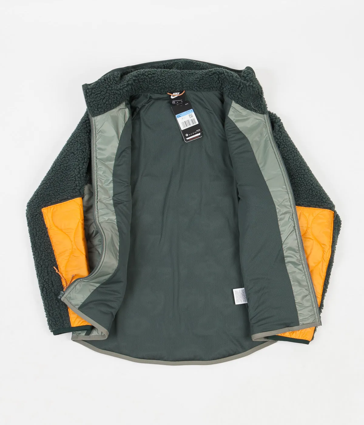 Nike Heritage Insulated Winter Jacket - Vintage Green / Spiral Sage - Kumquat