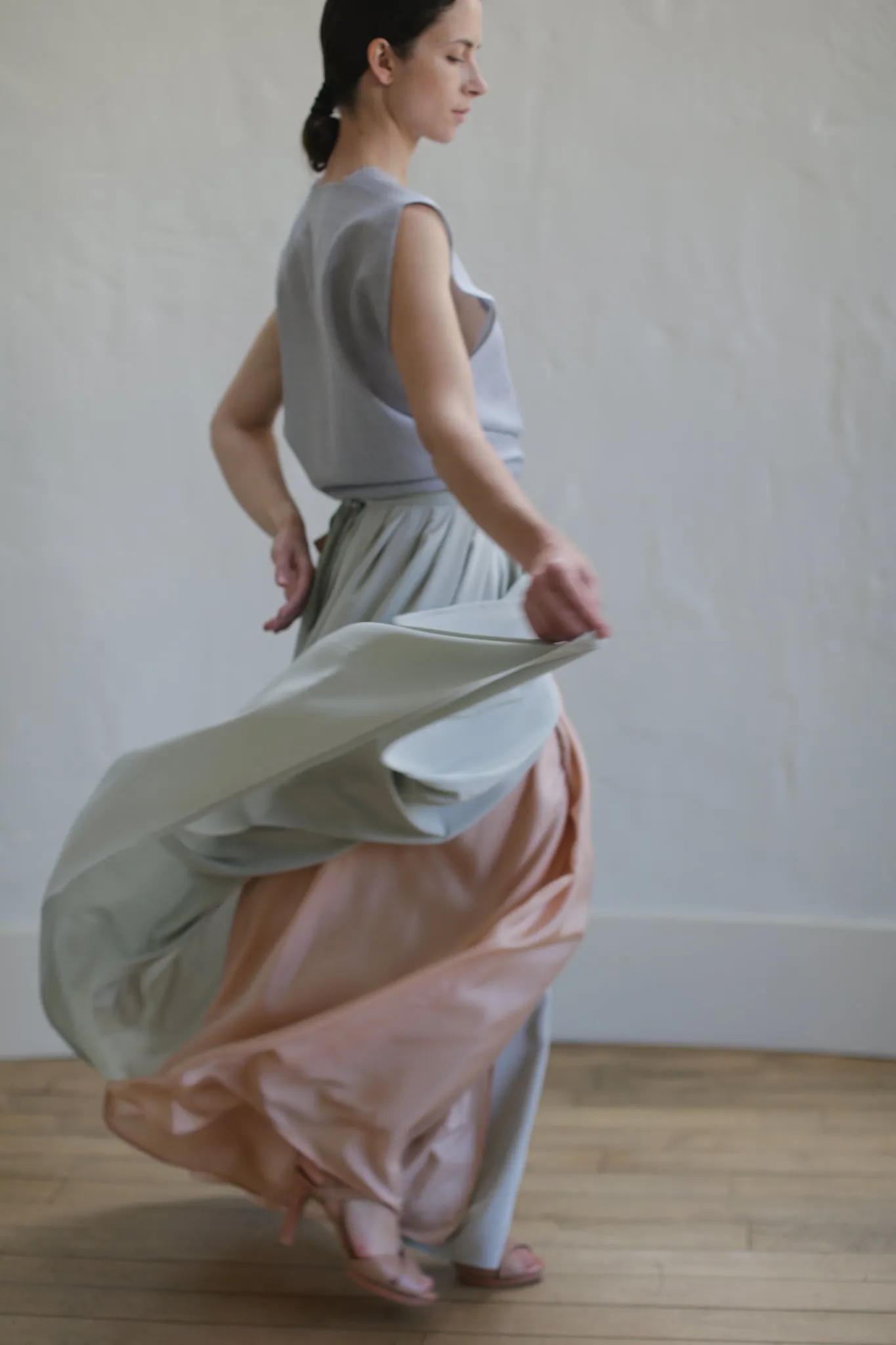 Silk Reversible Pleated Long Wrap Skirt | Celadon/Blush