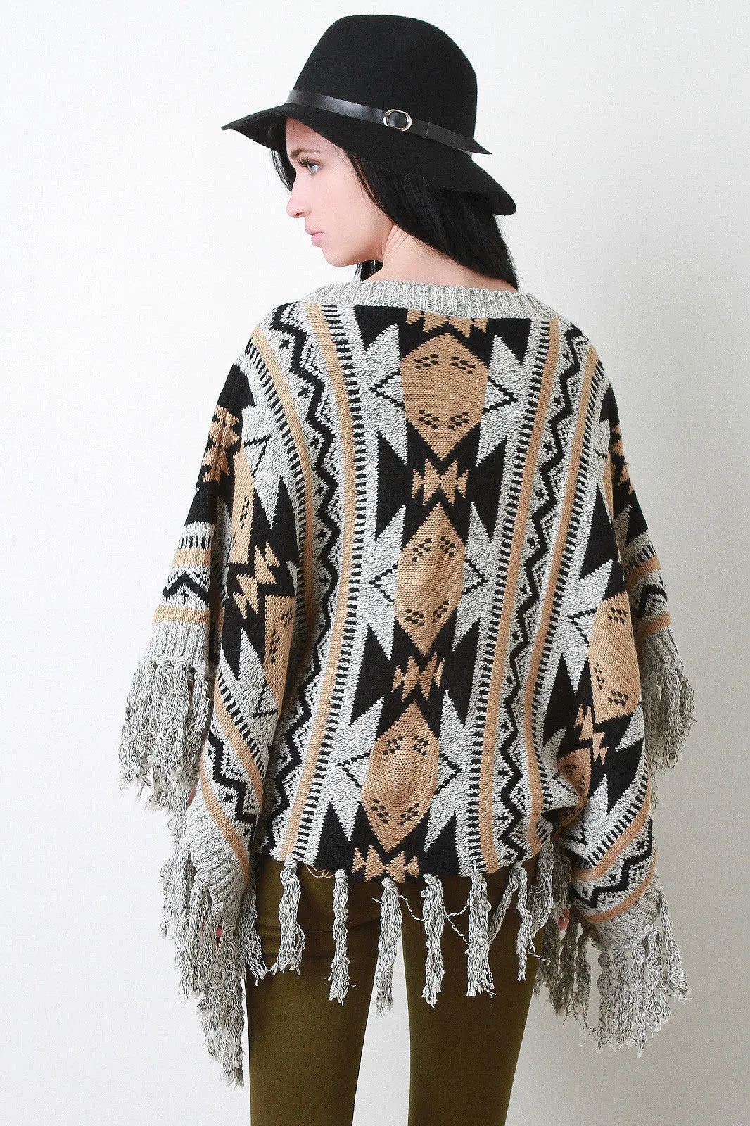 Tassel Hem Marled Knit Round Neck Pattern Poncho