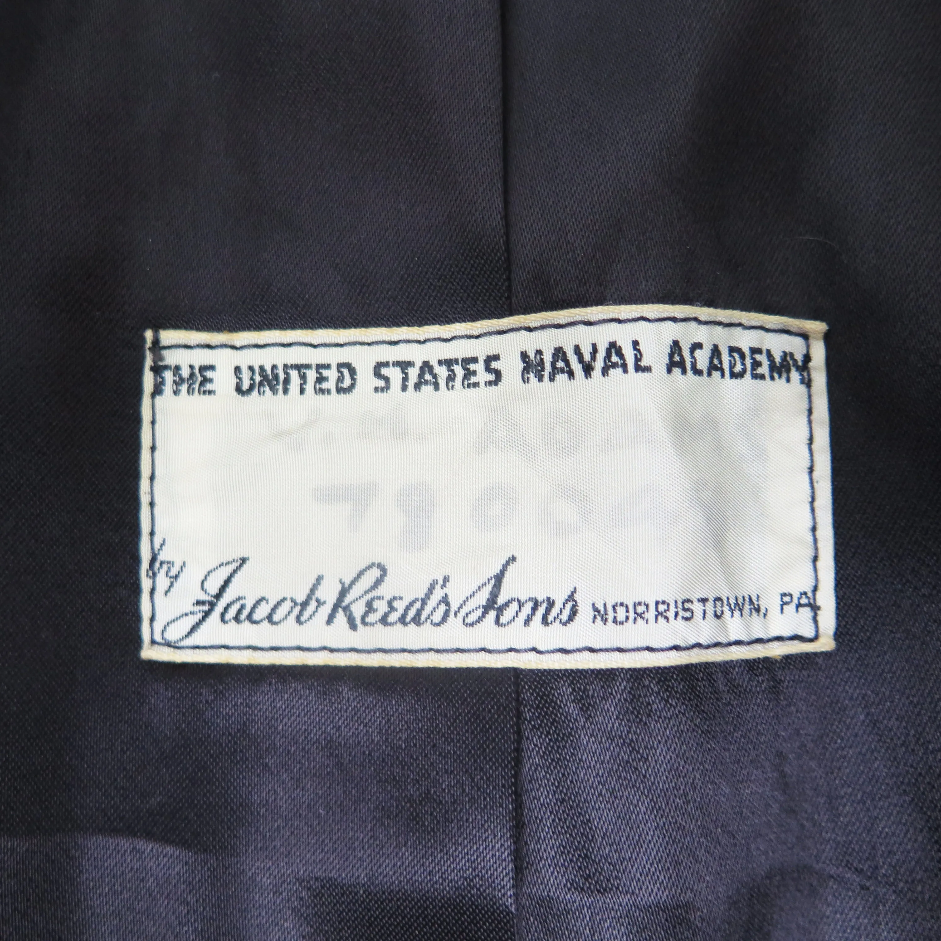 VINTAGE USN US NAVY PEACOAT US NAVAL ACADEMY 60'S SIZE SMALL LONG