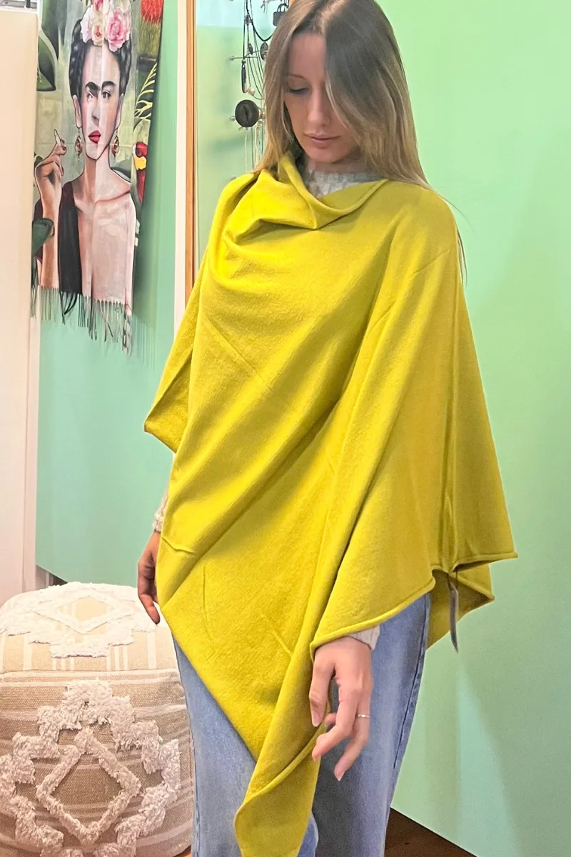 Zura Poncho Oz Resort